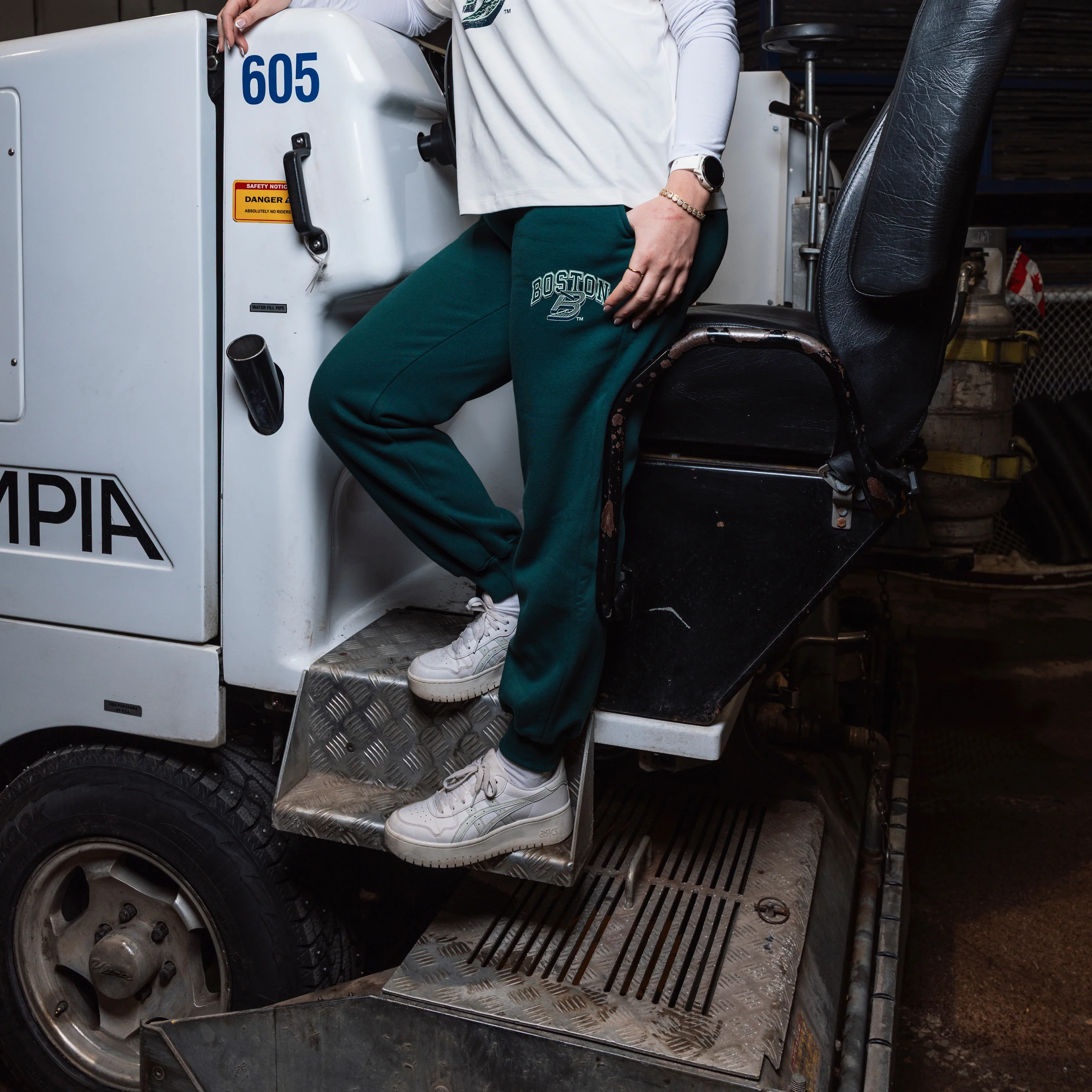 Adult Boston Fleet CCM Tapered Sweat Pants - Image 6