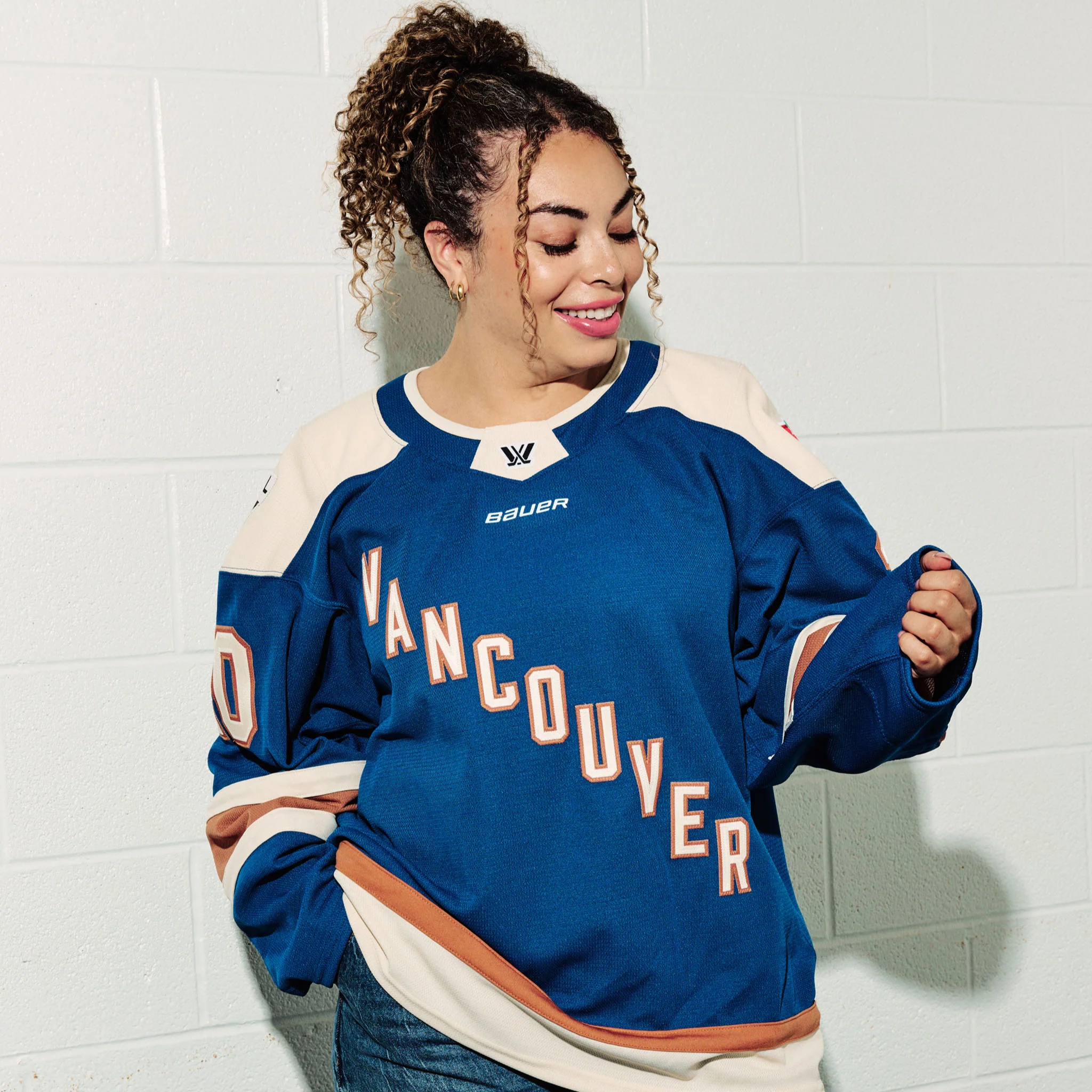 Adult PWHL Vancouver Sarah Nurse Bauer Replica Home Jersey - Image 4